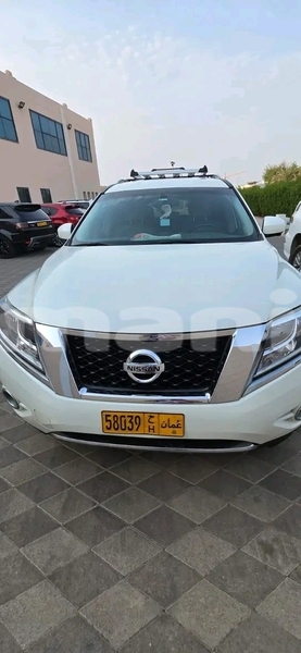 Big with watermark nissan pathfinder al batinah ar rustaq 7313