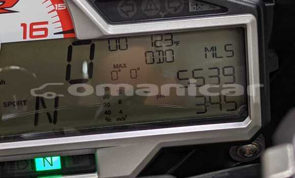 Buy Import BMW S 1000 Red Bike in al–Masna'ah in al-Batinah Buy Import BMW S 1000 Red Bike in al–Masna'ah in al-Batinah