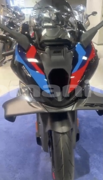 Big with watermark bmw s 1000 masqat muscat 7384