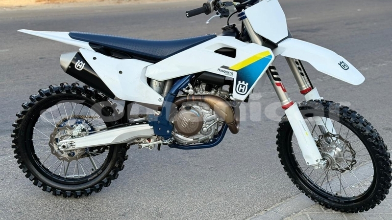 Big with watermark husqvarna fc masqat muscat 7401