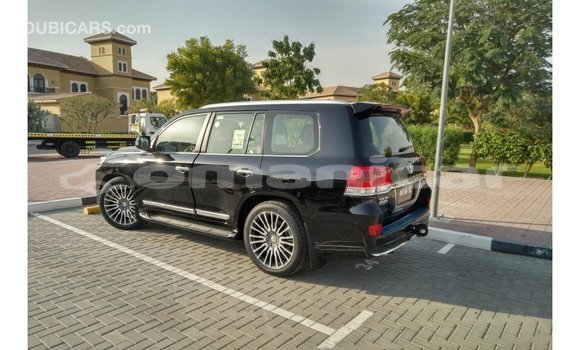 Buy Import Toyota Land Cruiser Black Car in Import - Dubai in Dhufar Buy Import Toyota Land Cruiser Black Car in Import - Dubai in Dhufar