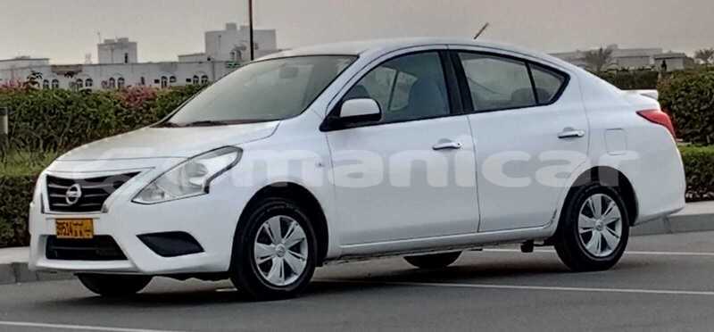 Big with watermark nissan sunny masqat muscat 7406