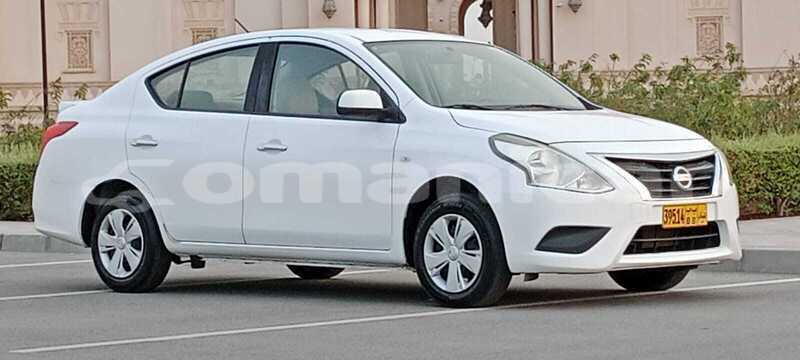 Big with watermark nissan sunny masqat muscat 7406