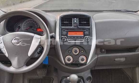 Buy Used Nissan Sunny White Car in Muscat in Masqat Buy Used Nissan Sunny White Car in Muscat in Masqat