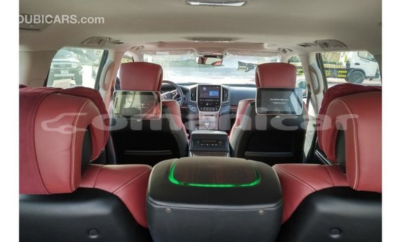 Buy Import Toyota Land Cruiser Black Car in Import - Dubai in Dhufar Buy Import Toyota Land Cruiser Black Car in Import - Dubai in Dhufar