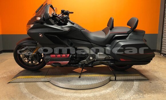 Buy Used Honda GOLD WING Black Bike in al–Mudaybi in ash-Sharqiyah Buy Used Honda GOLD WING Black Bike in al–Mudaybi in ash-Sharqiyah