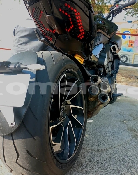 Big with watermark ducati diavel masqat muscat 7416