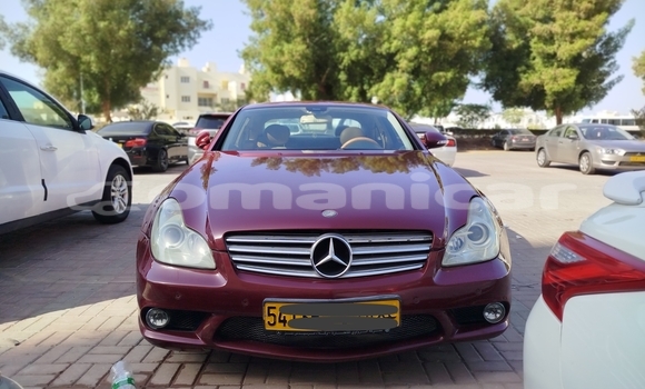 Buy Used AM General HMMWV (Humvee) Red Car in Masqat in Masqat Buy Used AM General HMMWV (Humvee) Red Car in Masqat in Masqat