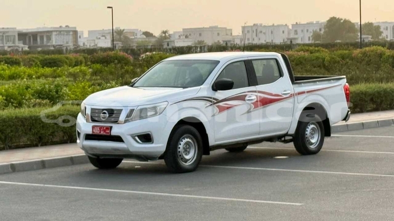 Big with watermark nissan navara masqat masqat 7436