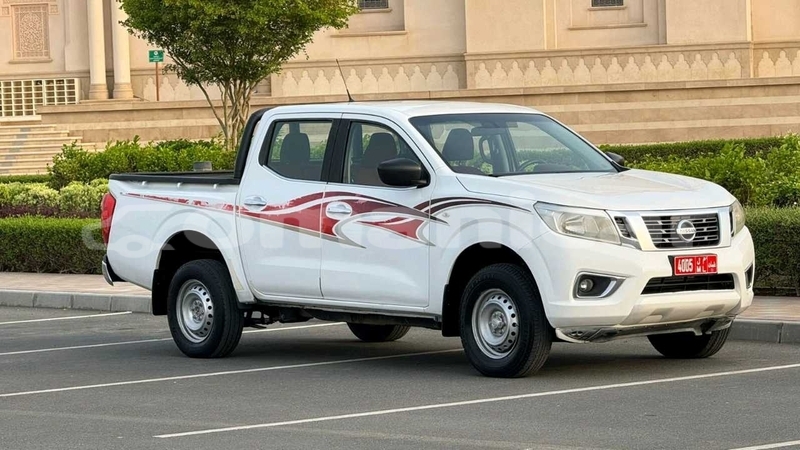 Big with watermark nissan navara masqat masqat 7436