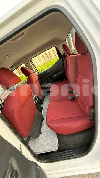 Big with watermark nissan navara masqat masqat 7436