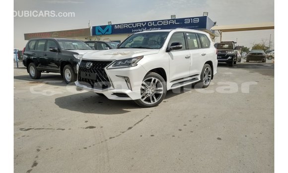 Buy Import Lexus LX White Car in Import - Dubai in Dhufar Buy Import Lexus LX White Car in Import - Dubai in Dhufar
