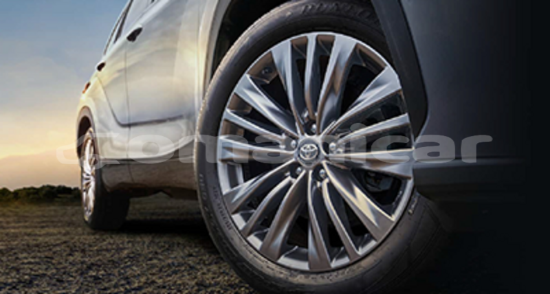 Big with watermark toyota highlander masqat muscat 7488