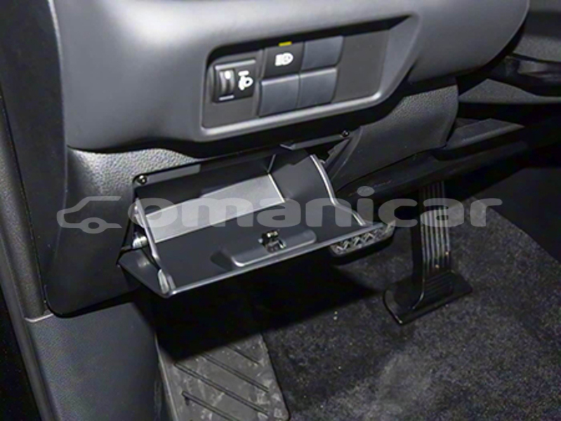 Big with watermark toyota highlander masqat muscat 7488