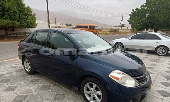 Buy Used Nissan Versa Blue Car in Sur in ash-Sharqiyah Buy Used Nissan Versa Blue Car in Sur in ash-Sharqiyah