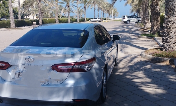 Buy Used Toyota Camry White Car in Muscat in Masqat Buy Used Toyota Camry White Car in Muscat in Masqat