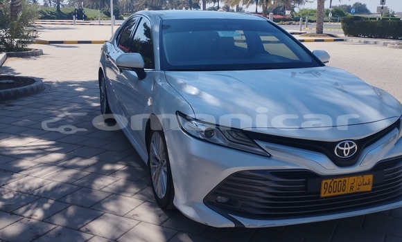 Buy Used Toyota Camry White Car in Muscat in Masqat Buy Used Toyota Camry White Car in Muscat in Masqat