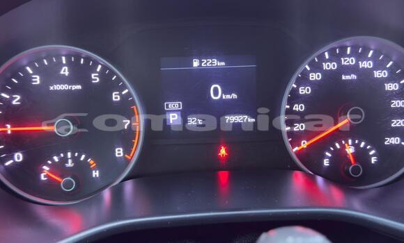 Buy Used Kia Sportage Beige Car in Muscat in Masqat Buy Used Kia Sportage Beige Car in Muscat in Masqat