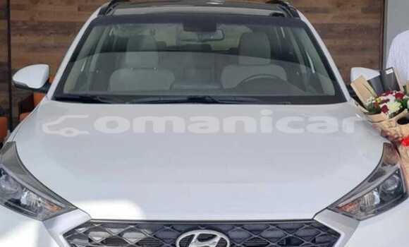 Buy Used Hyundai Tucson White Car in Rusayl in Rusayl