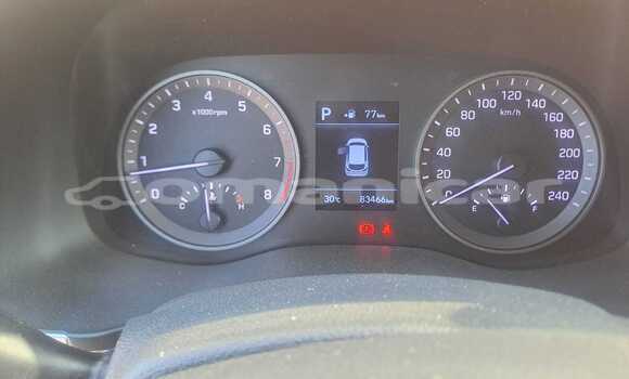 Buy Used Hyundai Tucson White Car in Rusayl in Rusayl Buy Used Hyundai Tucson White Car in Rusayl in Rusayl