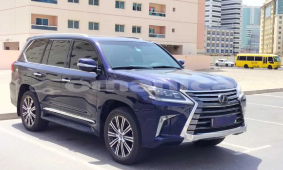 Buy Used Lexus LX 570 Blue Car in Muscat in Masqat Buy Used Lexus LX 570 Blue Car in Muscat in Masqat