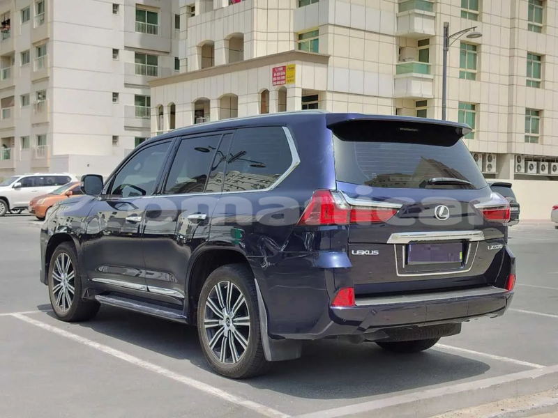 Big with watermark lexus lx 570 masqat muscat 7517