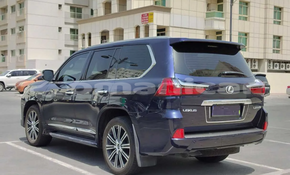 Buy Used Lexus LX 570 Blue Car in Muscat in Masqat Buy Used Lexus LX 570 Blue Car in Muscat in Masqat