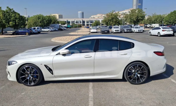 Buy Used BMW 8-Series Black Car in Muscat in Masqat Buy Used BMW 8-Series Black Car in Muscat in Masqat