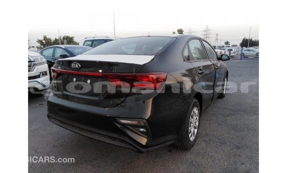 Buy Import Kia Cerato Black Car in Import - Dubai in Dhufar