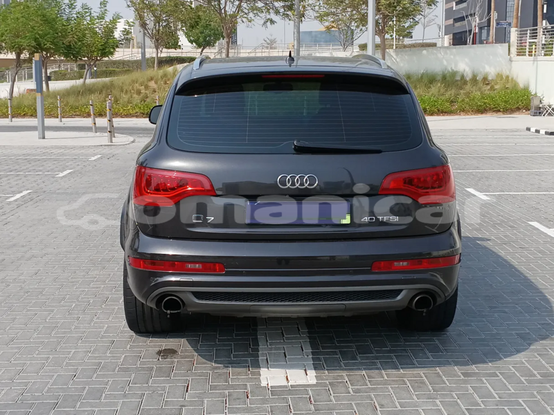 Big with watermark audi q7 masqat muscat 7524
