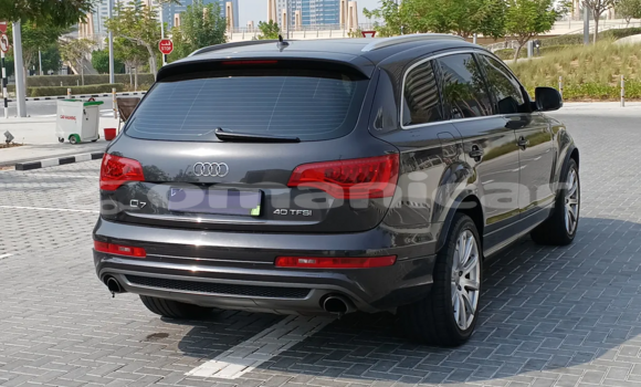 Buy Used Audi Q7 Black Car in Muscat in Masqat Buy Used Audi Q7 Black Car in Muscat in Masqat