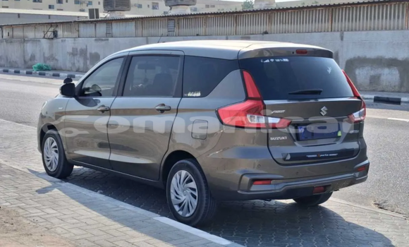 Buy Used Suzuki Ertiga Brown Car in Muscat in Masqat Buy Used Suzuki Ertiga Brown Car in Muscat in Masqat