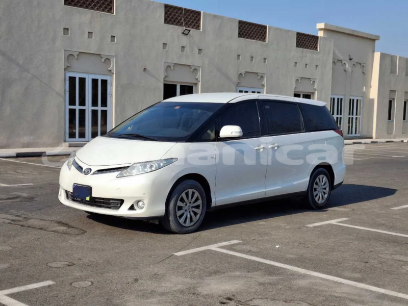 Big with watermark toyota previa masqat muscat 7527