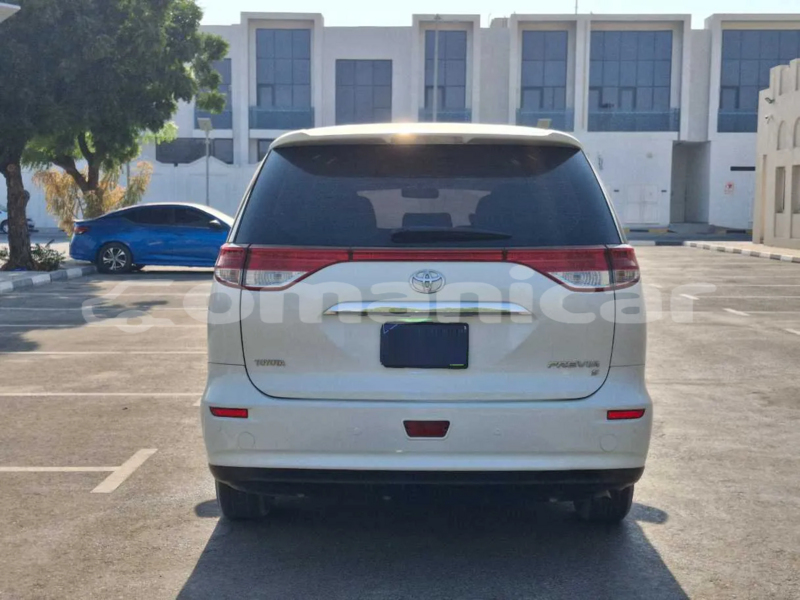 Big with watermark toyota previa masqat muscat 7527