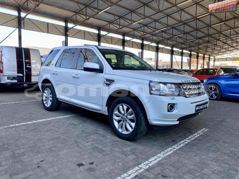 Big with watermark land rover freelander masqat muscat 7529
