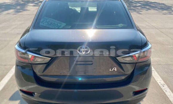 Buy Used Toyota Yaris Black Car in Muscat in Masqat Buy Used Toyota Yaris Black Car in Muscat in Masqat