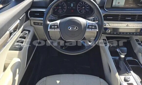 Buy Used Kia X-Trek Brown Car in Salalah in Dhufar Buy Used Kia X-Trek Brown Car in Salalah in Dhufar