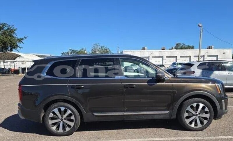 Big with watermark kia x trek dhufar salalah 7535