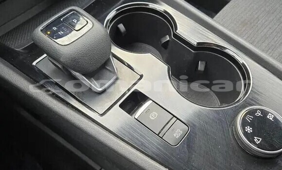 Buy Used Nissan Rogue Brown Car in Nizwa in ad-Dakhiliyah Buy Used Nissan Rogue Brown Car in Nizwa in ad-Dakhiliyah