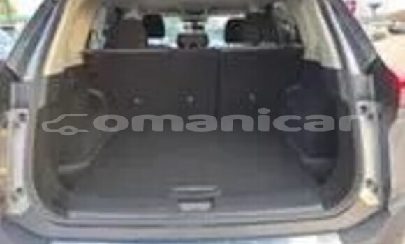 Buy Used Nissan Rogue Brown Car in Nizwa in ad-Dakhiliyah Buy Used Nissan Rogue Brown Car in Nizwa in ad-Dakhiliyah