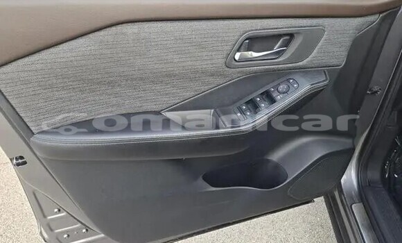 Buy Used Nissan Rogue Brown Car in Nizwa in ad-Dakhiliyah Buy Used Nissan Rogue Brown Car in Nizwa in ad-Dakhiliyah