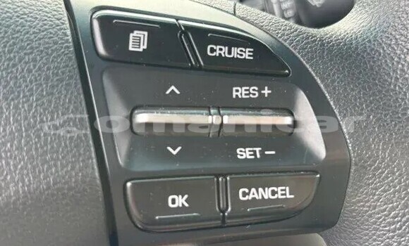 Buy Used Hyundai Elantra Other Car in Muscat in Masqat Buy Used Hyundai Elantra Other Car in Muscat in Masqat