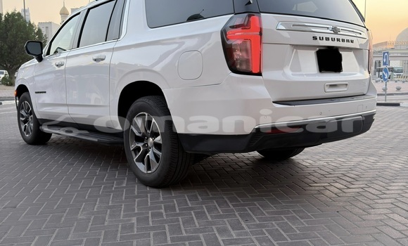 Buy Import Chevrolet Suburban White Car in Ruwi in Masqat Buy Import Chevrolet Suburban White Car in Ruwi in Masqat