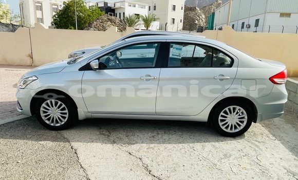 Buy Used Suzuki Ciaz Silver Car in Muscat in Masqat Buy Used Suzuki Ciaz Silver Car in Muscat in Masqat