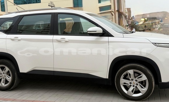 Buy Used Chevrolet Captiva White Car in Azaiba in Masqat Buy Used Chevrolet Captiva White Car in Azaiba in Masqat