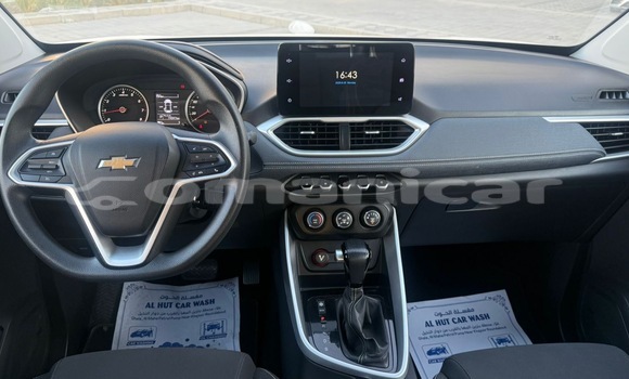 Buy Used Chevrolet Captiva White Car in Azaiba in Masqat Buy Used Chevrolet Captiva White Car in Azaiba in Masqat