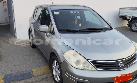 Buy Used Nissan Versa Silver Car in Wadi Al Kabir in Masqat Buy Used Nissan Versa Silver Car in Wadi Al Kabir in Masqat