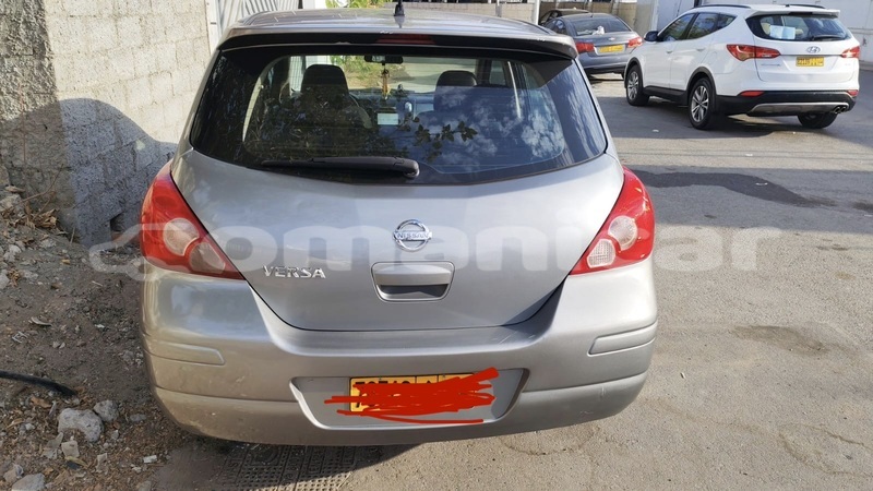 Big with watermark nissan versa masqat wadi al kabir 7563