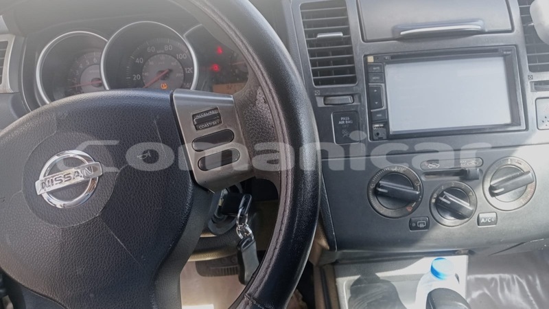 Big with watermark nissan versa masqat wadi al kabir 7563