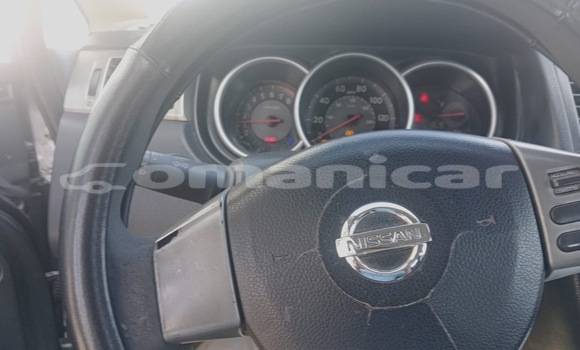 Buy Used Nissan Versa Silver Car in Wadi Al Kabir in Masqat Buy Used Nissan Versa Silver Car in Wadi Al Kabir in Masqat